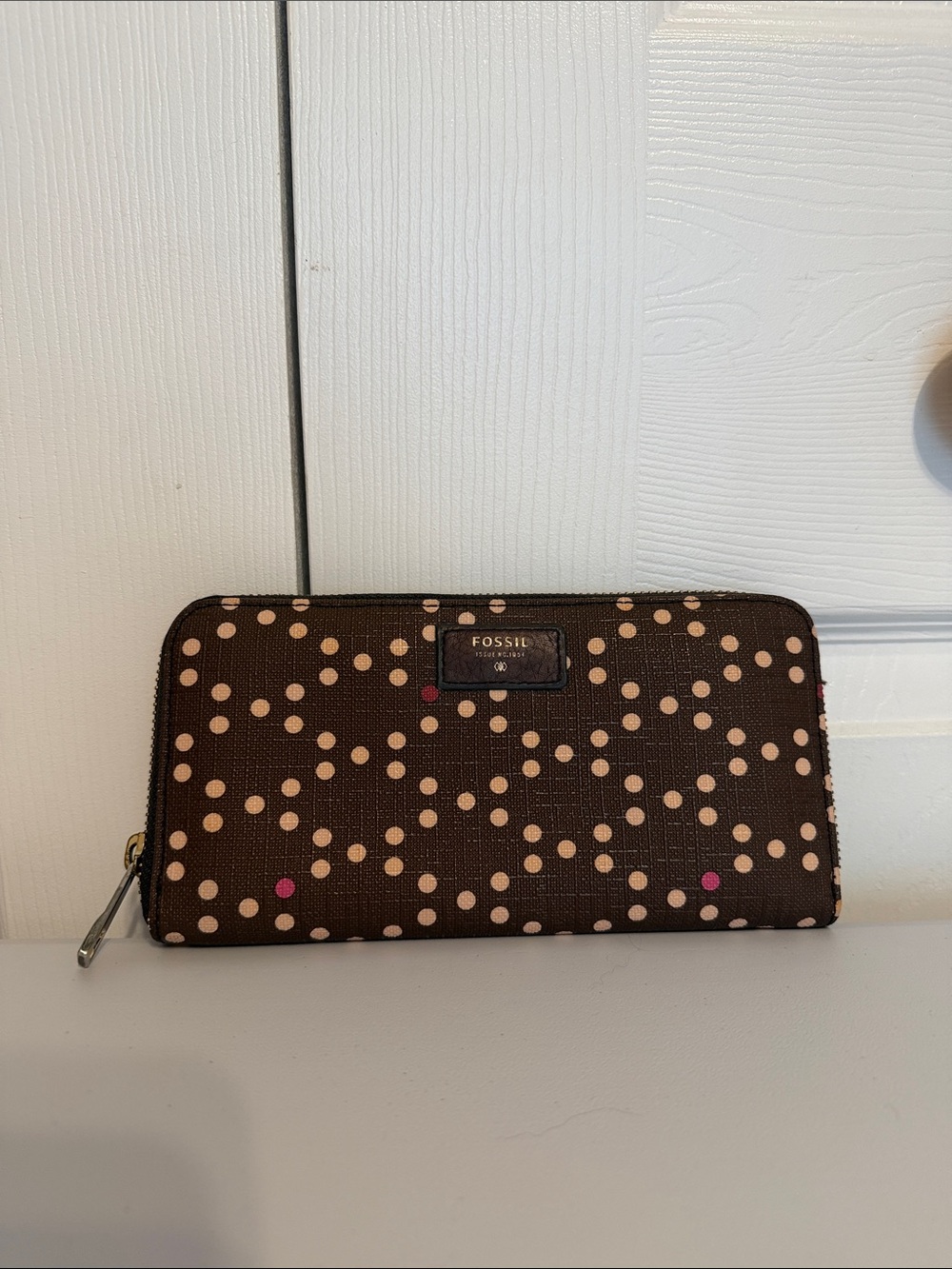 Fossil Sydney Cordova Brown with Pink & Cream Polka Dots Zip-Around Wallet